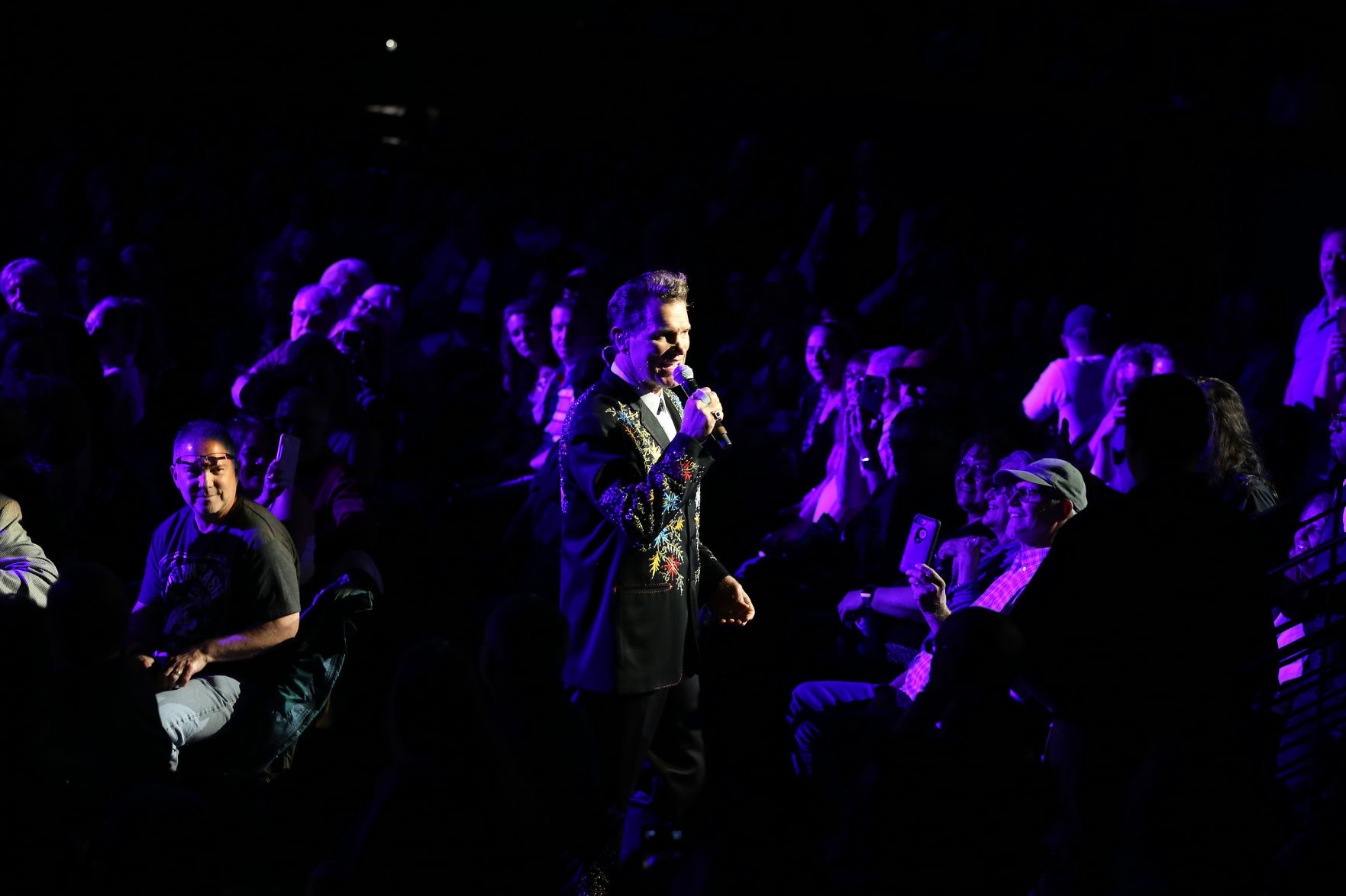 Chris Isaak